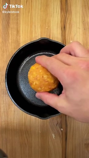 Homemade Deep Dish Pizza Making Video