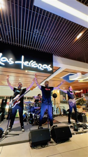 ¡Lo bueno se repite! Los Dollies vuelven a encender Las Terrazas con su talento. Prepárate para otra noche de música en vivo, comida espectacular y el mejor ambiente. ¡Reserva desde ya tu mesa en tu restaurante favorito! 📆JUEVES 15 DE MAYO 🤩 #LasTerrazasMP #MultiplazaPanamá #LosDolliesEnVivo | Multiplaza Panama