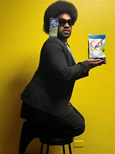 Our Gen Zs on the team wanted the 2DayFM FMF Foods Limited Biscuits for Breakfast hosts to model the FMF Full Cream Instant Milk Powder & FMF Finest Premium Ceylon Tea!! How did they do!?🤔 (be nice🥹) #fyp #fiji #photoshoot #vogue #reels | 2DAY FM FIJI