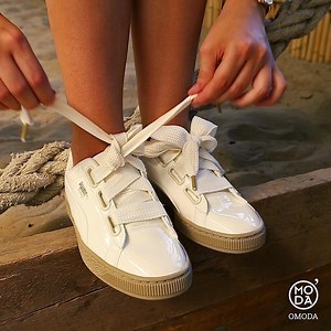 Heb jij de populaire Puma Basket Heart sneakers al gestrikt? --> omoda.nu/Puma_Basket_Heart_white | Omoda