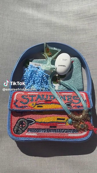 Las Vegas Pool Essentials: Fashion Must-Haves