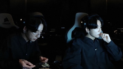 “JK deserves that moment the most” - Fans rally as BTS’ Jungkook sparks solo tour buzz after a remark during his six-hour Weverse live