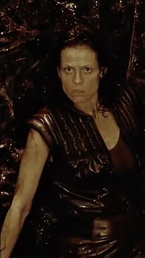 How the Newborn Killed the Xenomorph Queen 😱👑 #shorts #viralvideo #xenomorph #alien #scifi #queen