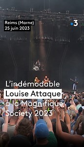 25 ans après leur premier album, le groupe Louise Attaque continue de cartonner auprès des jeunes et des moins jeunes. Le 25 juin 2023, le trio emblématique se produisait à la Magnifique Society de Reims | France 3 Alsace