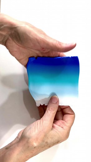 There is such joy in making a new petal cane from a simple polymer clay blend and then creating a little blue flower 🙃😊 This is the sort of thing I will be demonstrating @makerscentral next month at the NEC, on the British Polymer Clay Guild stand 😉#polymerclay #polymerclaycanes #polymerclayartist #artistsofInstagram #creativeartist #polymerclaycreations #oddlysatisfying #viralreel #polymerclayflowers #relaxingvideos #makingthings #havingfun #petalcane #making #makerscentral #blueflower #flow