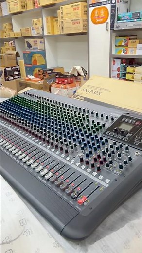 Yamaha mgp32X mixing console #crazydjvlog #djsetup