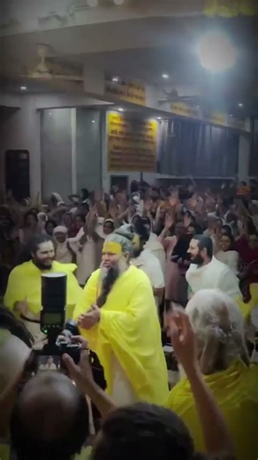 कल रात में वृंदावन की सुंदर कुंज गलियों के दर्शन 😍 #vrindavan #bankebihari #short