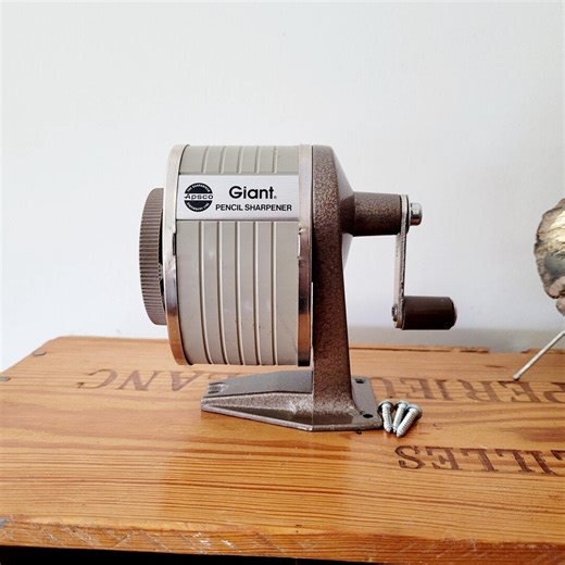 APSCO Giant Pencil Sharpener, Manual, Screw On, Gray Beige, 1970s, Made in USA, Works - Etsy