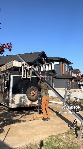 Efficient Loading Techniques for Long Objects