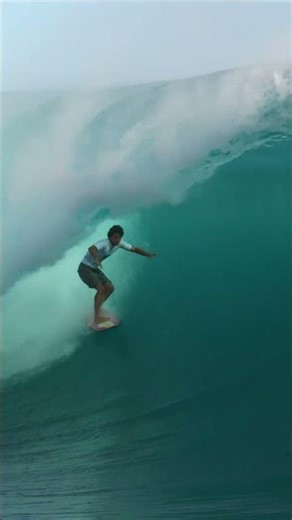 Matahi Drollet 100% Teahupo'o Perfection