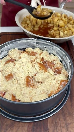 Caramel Apple Bread Pudding #recipe #bakingmadeeasy #breadpuddingrecipe