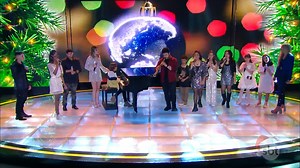 640K views · 29K reactions | Dias melhores para sempre! Nossas crianças soltaram a voz juntinhas com a ajuda do Saulo no piano e o Caio mesquita no instrumento de sopro ❤ | Programa Raul Gil | Facebook