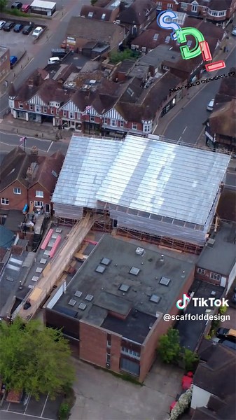SCAFFOLD DESIGN LTD 🟦 TEMP SCAFFOLD DETAIL 🟩 ERRECTED BY 🟥 @Vanderplank & Taylor Scaff “Protecting what’s below, while keeping access on top — our temporary roof with integrated walkway ensures safety, continuity, and convenience for every stage of the project.” DRONE SITE VISITS @sdl.pro 🔧Scaffolding designs 2D & 3D 🔧Structural calculations 🔧Compliance sheets 🔧BRITISH & EURO compliant 🔧TG20:21 compliant 🔧WONT be beaten on price 📩DM for info 📲 44 7340 160800 #Construction #BuildingSit