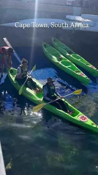 🌊✨ Adventure Awaits at Waterfront Kayak!✨🌊 Paddle into the magic of Cape Town’s coastline with us! 🚣‍♂️💙 Whether you’re gliding through crystal waters, diving in for a swim, or sharing laughs with your crew, every moment is pure joy. 🌞🌴 #WaterfrontKayak #CapeTownAdventures #ilovecapetown #capetowntourism #familyvibes #seakayaking Ready to make waves? 🌊 Book your kayak experience today! 🛶👉 www.waterfrontkayak.co.za Let’s explore the sea together!💦💙