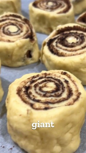 The Secret Spice Worth More Than Gold! 🌀🥧 #CinnamonRolls #Foodie #History #Shorts #storytelling
