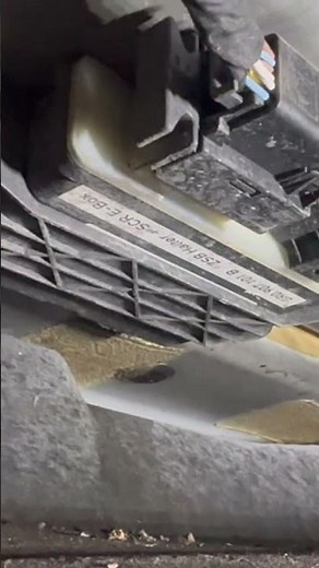 Audi Q5 ADBLUE UNIT Location