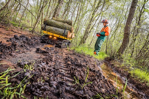 Fero Tracked Carriers, powered by Danfoss, ease material transport and improve safety