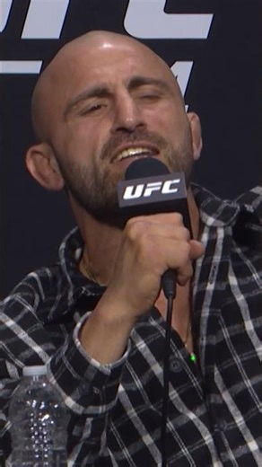 Volkanovski has some pipes on him 🤣 #ufc325