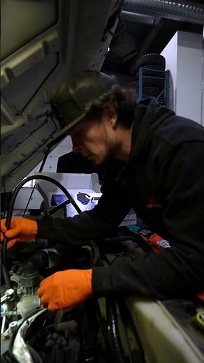 Ending Friday with an S&S disaster prevention kit install 🔧 #diesel #dirtydieselcustoms #ddc #S&S