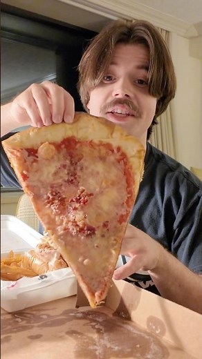 This Might Be The Best Late Night Pizza In Louisville 🍕