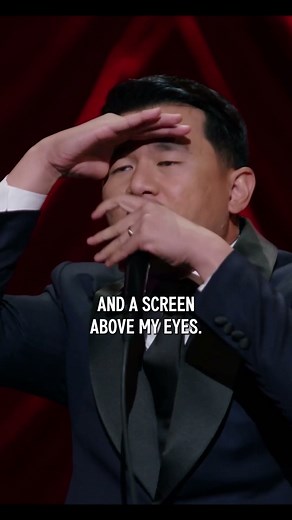 Give me all the screens | Ronny Chieng