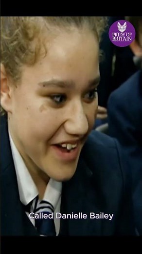 When One Direction Surprised Teenage Girl at School