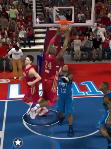 NBA2k12 Kobe Bryant poster dunk on Dwight Howard Kobe rises up and hammers a ruthless poster dunk on Dwight Howard during the All-Star Game. Do you remember the heat between this 2 ? #fyp #nba2k12 #nba2k #NBA #2k #2khighlights #nba2khighlights #2kclip #posterdunk #allstargame #2kmoment #basketball #kobebryant #dwighthoward #mambamentality