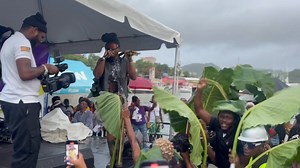 Gimme De Grease mania | Ridealonglive