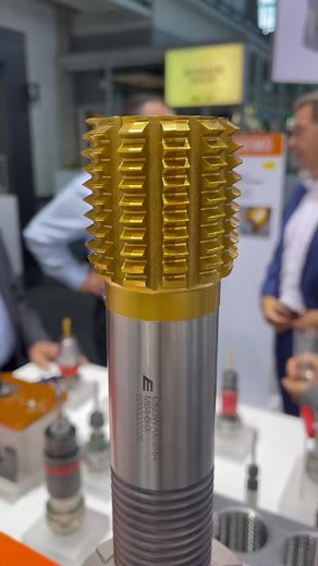 7.5K views · 47 reactions | Biggest tap i have seen﫣 #cncmill #instamachinist #machineshop #toolholder #cncmilling #threadmilling #machineshoplife #machinetools #machinist #cncmachinist #hurco #runcnc #manufacturing #work #machineshop #cncprogramming #milling #garanttools #tillverkning #fräsning #cnc #engeneering #cncmachinist | Cncmachinistcnc | Facebook