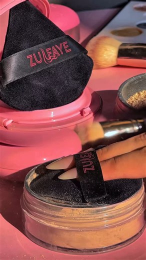 Minahil | UGC🎀 on Instagram: "x @zulfaye1.0 - get a flawless finish with ZULFAYE’s soft and fluffy powder puffs. ✿༉‧₊˚🖤 Soft, Gentle and Effective✨"