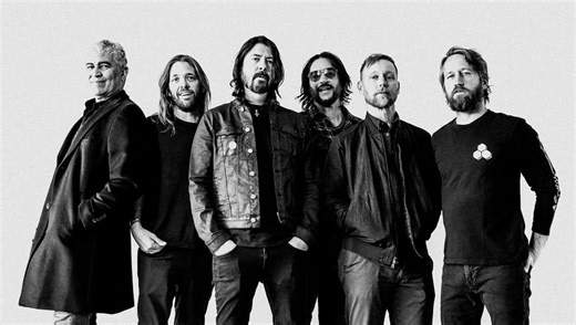 Everlong Lyrics: Unravelling the Deep Meaning Behind Foo Fighters' Iconic Song | Neon Music