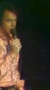 Neil Diamond singing “If You Know What I Mean” from another time and place. ~ Team Neil #NeilDiamond #LiveMusic #singersongwriter | Neil Diamond