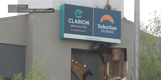 Overnight fire damages awning at Kearney hotel