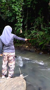 42K views · 1.4K reactions | spot kesukaan ikan wader di pinggir arus sungai berbatu dan belakang batu #mancingikanwader #mancing #mancingikan | Yanii Fishing | Facebook