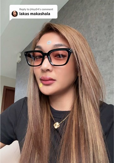 Throwback Shades: Stylish Sunglasses for Women