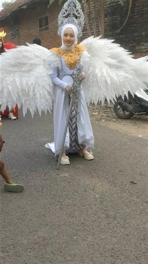 beautiful little angel with wings #carnival #dj #djremix #cover #music #carnivaldance