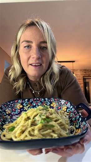 Thank you @JDSEASONINGS for letting me be one of the first to try the brand new carbonara hands down the quickest, easiest meal to make and so tasty 🤤 For discount on any meal kit from JD Seasonings use code leannekisby10 🌟🌟 AD #slimmingworld #recipe #cookwithme #foodideas #jdseasonings