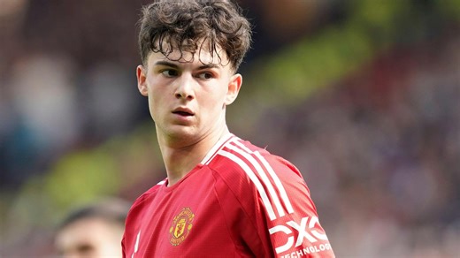 Man Utd star's brother leaves Sunday League match in desperate dash to watch him