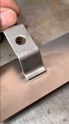 Cold welding machine welding stainless steel sheet and small parts