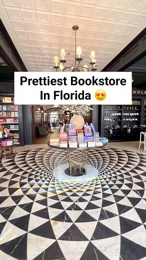 The prettiest bookstore in Florida! 😍This is the Oxford Exchange and it is located in Tampa. It is so pretty inside and also home to one of the most beautiful restaurants in Florida, a coffee shop, tea shop and more! If you want a cute bookshop in Tampa, this is the place! #oxfordexchange #tampaflorida #tampafl #floridavacation #FloridaLiving #tampafl #floridalocal #bookstore #bookshop #brunch #coffeeshop #cafe #centralflorida | Florida Trippers