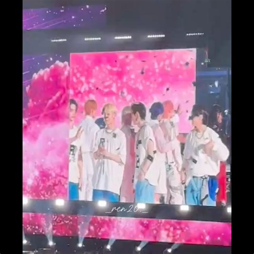 6.1K views · 630 reactions | 240629 SUNSUN @ Tonight Show! Music Core in JAPAN ❤❤ #sunsunsun #sunsunマルシェ #Sunsun | Sunsun Kimpark | Facebook