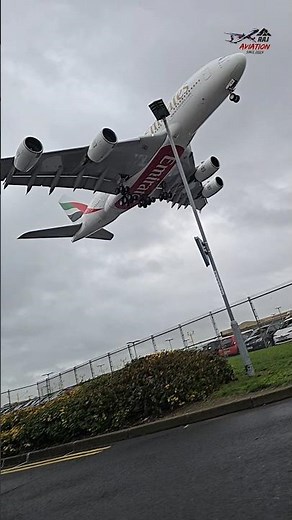 King became our Crown!😳👑 Emirates Airbus A380 🇦🇪✈️👑. #emirates #airbusa380 #heathrowairport #shorts