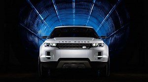 Range Rover Evoque : les vidéos avec Victoria Beckham en guest star designer