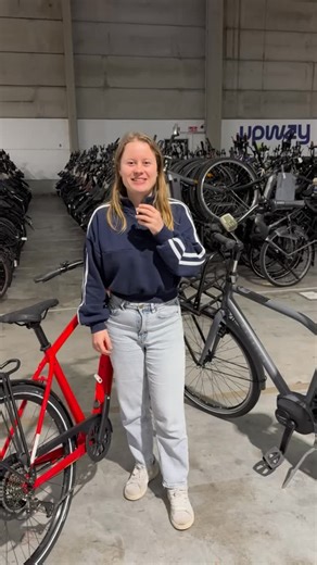 What is better a rear engine or mid drive engine? We’ll explain! #motor #bosch #ebike 🚲 | Upway