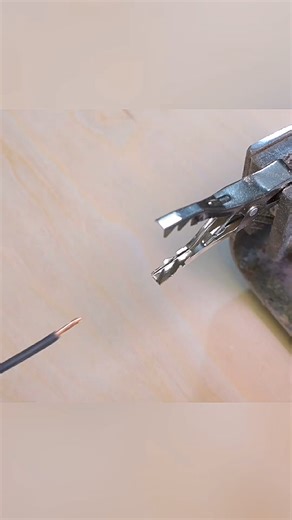 Useful idea! How to securely secure a wire #treandingreels #trending #virals #fbreels #fbviral #viralreelsシ #woodart #woodwork #woodartist #diy #diyviral #popular #howtomake #crafting #howtomake #woodcarving #fbreelsvideoviralreels #fbviralpost #newfbreel | Work Room