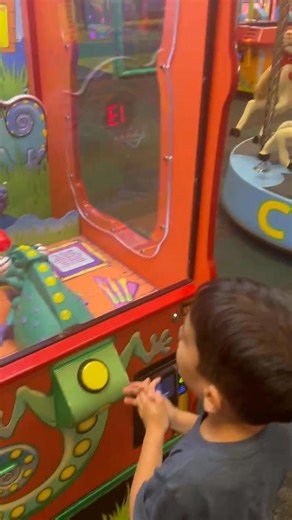 The rides at Chuck E. Cheese | Jason Leblanc