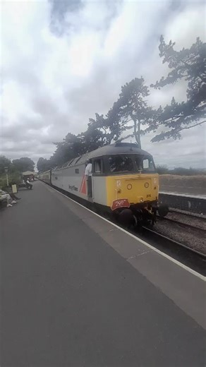47376 departing Cheltenham with a bit of clag