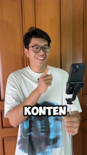 Komen siapa yang mau youtube play button