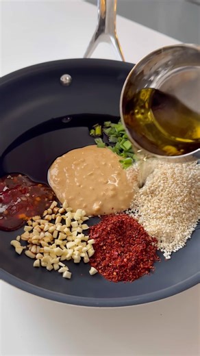 Fıstık Ezmeli Acılı Noodle 🤤 Temiz İçerikli Tam Buğday unlu Noodle👌🏻 #noodle #noodles #نودل