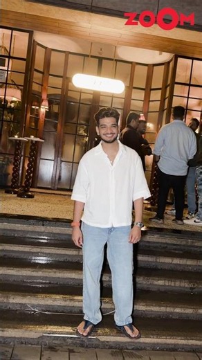 Munawar Faruqui patiently waits & poses for paps outside the restaurant #shorts #munawarfaruqui
